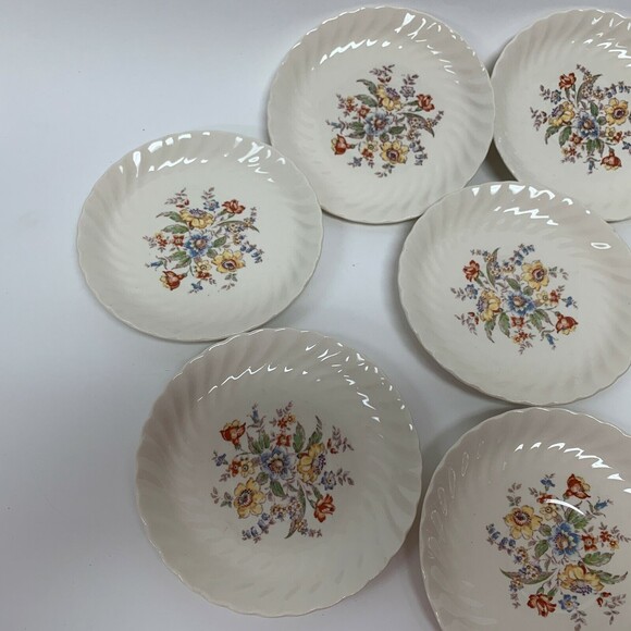 Vintage Clifton by Royal Saucers Ivory Floral Swirl Rim Lot of 8 - Picture 2 of 6